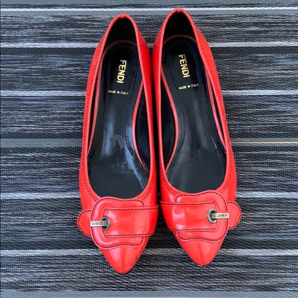 FENDI Vintage Patent Red Buckle Ballet Flat sz 39